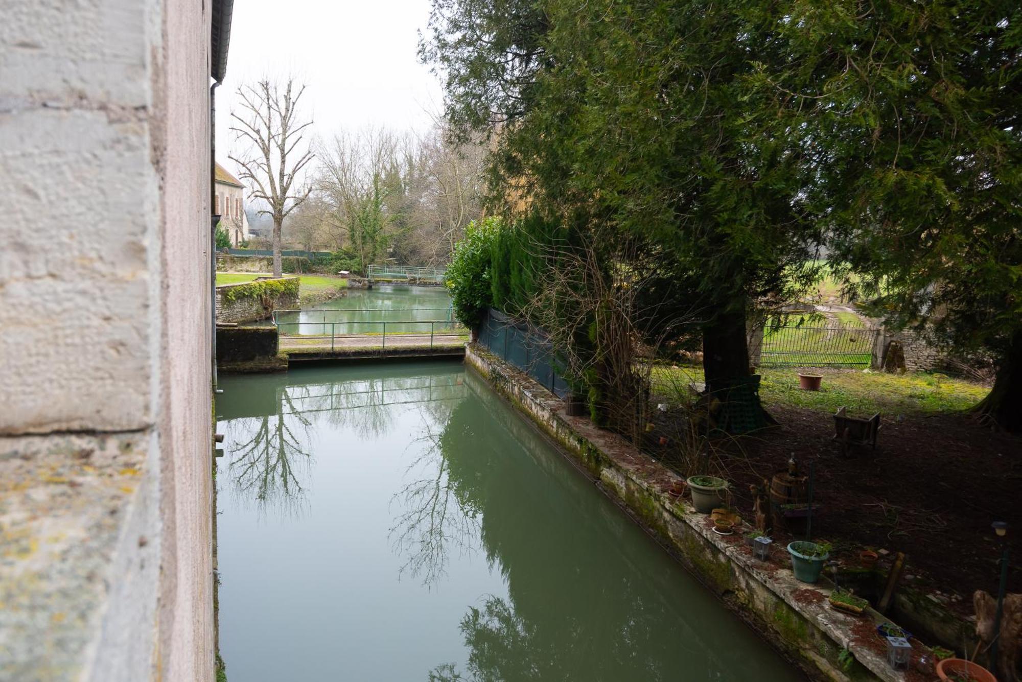 Chambre Independante Dans Le Moulin Pouilly-sur-Vingeanne 外观 照片